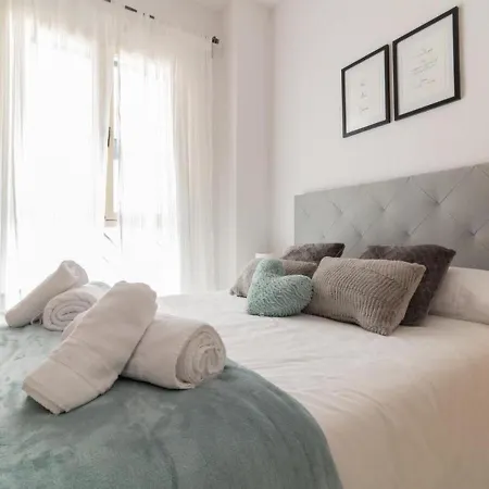 Picasso - Art District Experience Apartamento *